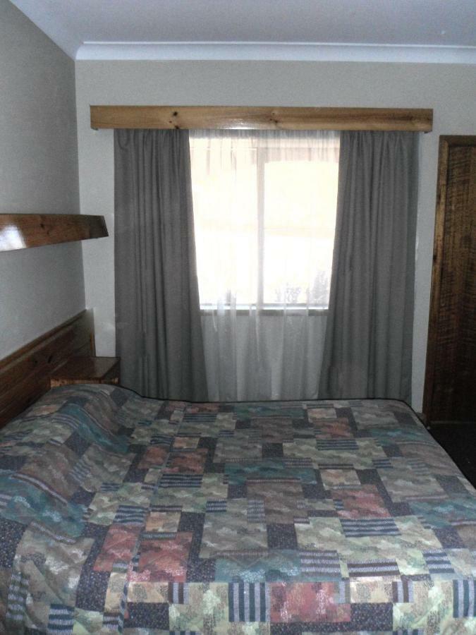 Coomacountry Club Motor Inn Buitenkant foto